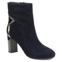   Vitto Rossi 05304