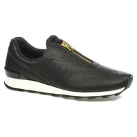   New Balance 04607